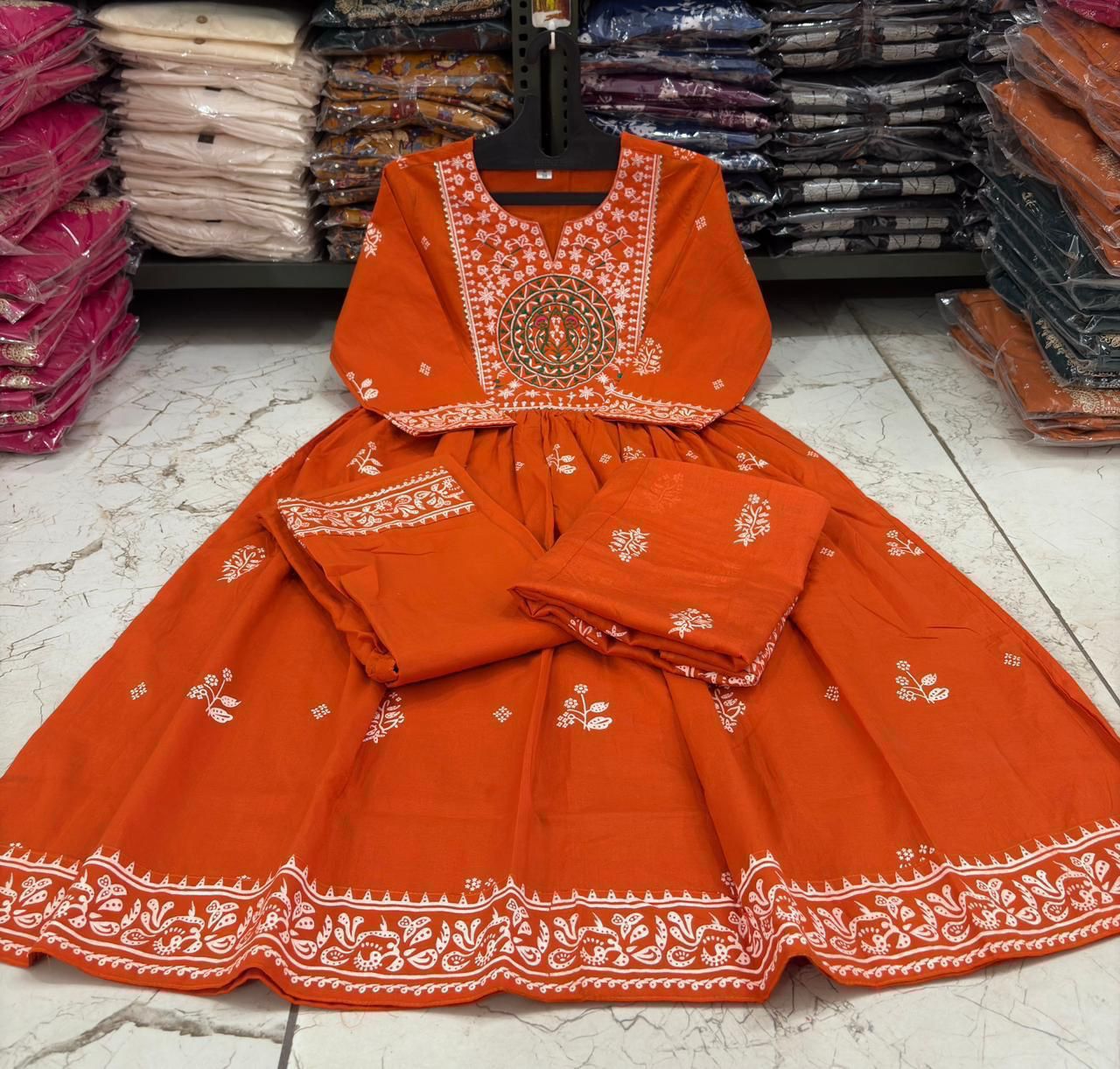 New  Launching Voluminous Beutiful  Cotton Rust color kurti Suit Set