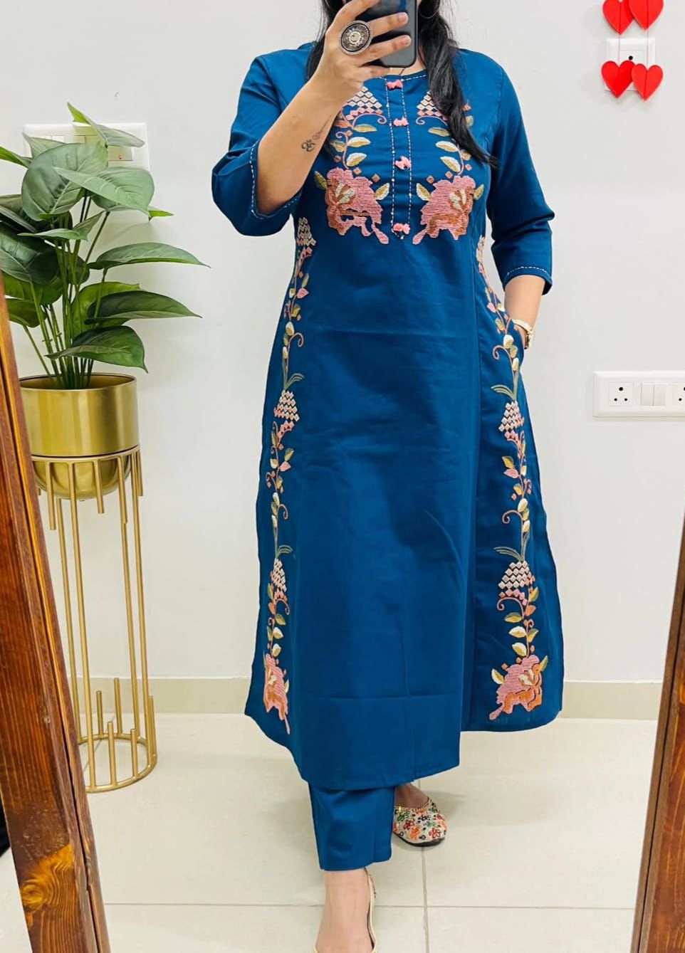 This Festive season We have launch A beautiful kurti sets